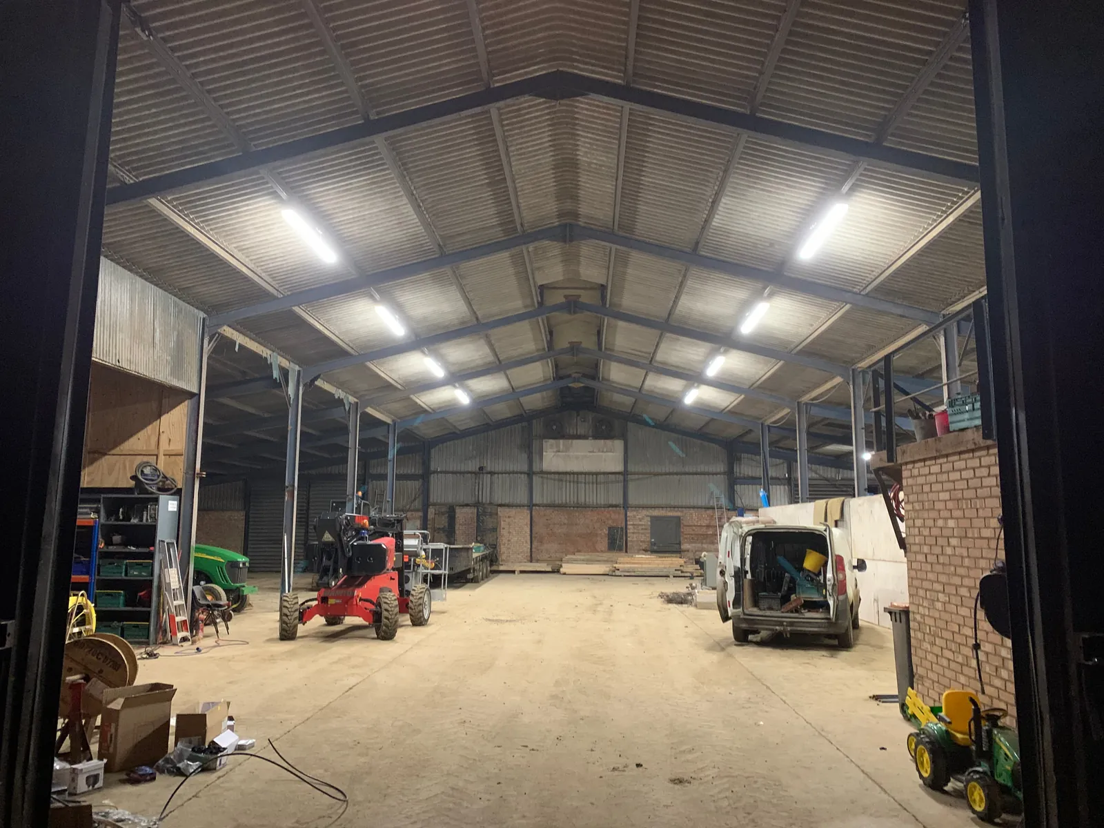 LED lighting in a large agricultural barn, installed by Selec Group